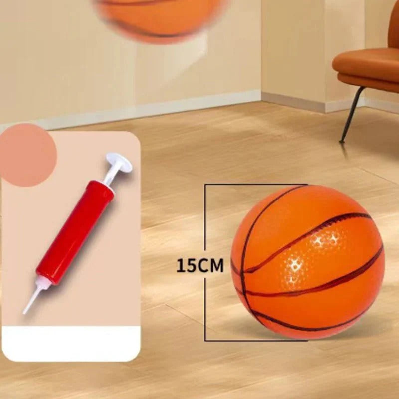 Indendørs basketballsæt med fire bolde og automatisk boldretur
