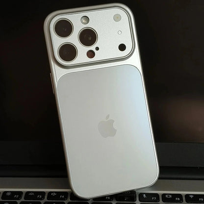 Mat metal MagSafe etui til iPhone