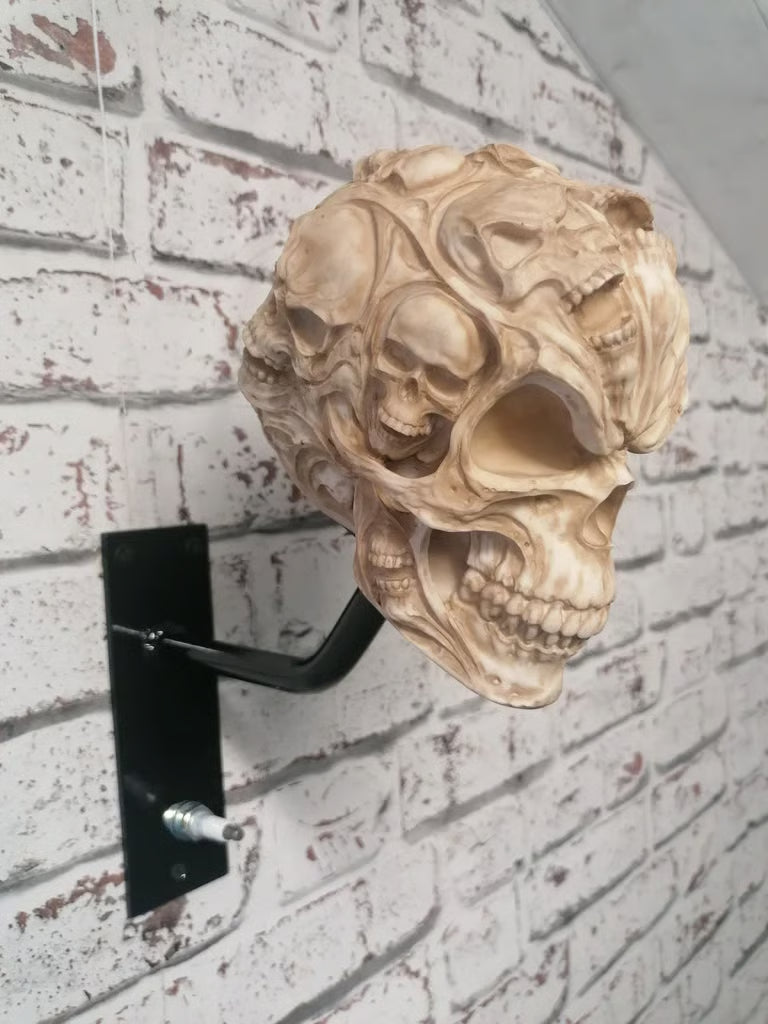 SkullRack vægbeslag til motorcykelhjelm og -jakke